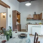 Casina Nel Bosco בית נופש